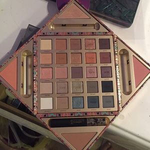 Tarte Eyeshadow Palette